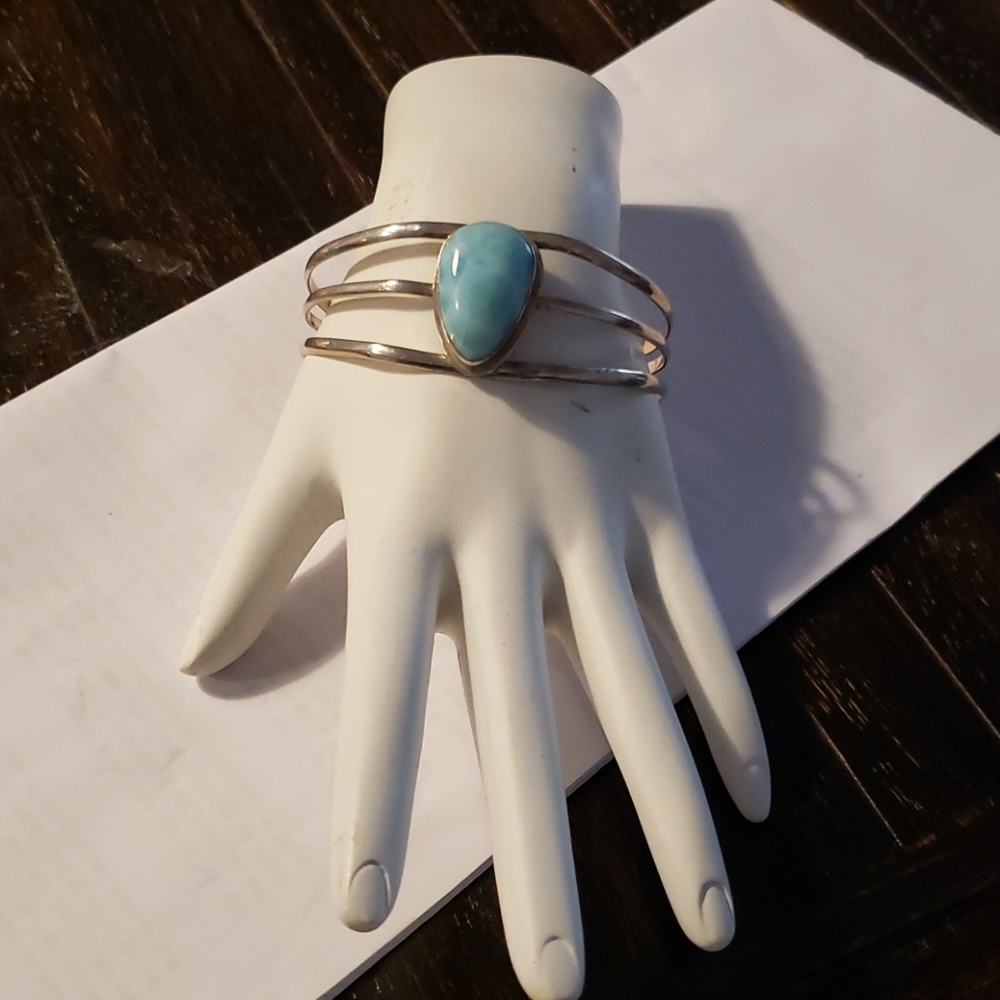 Vintage (80s) Handcrafted Sterling Silver Adjustable Cuff w/Turquoise Stone